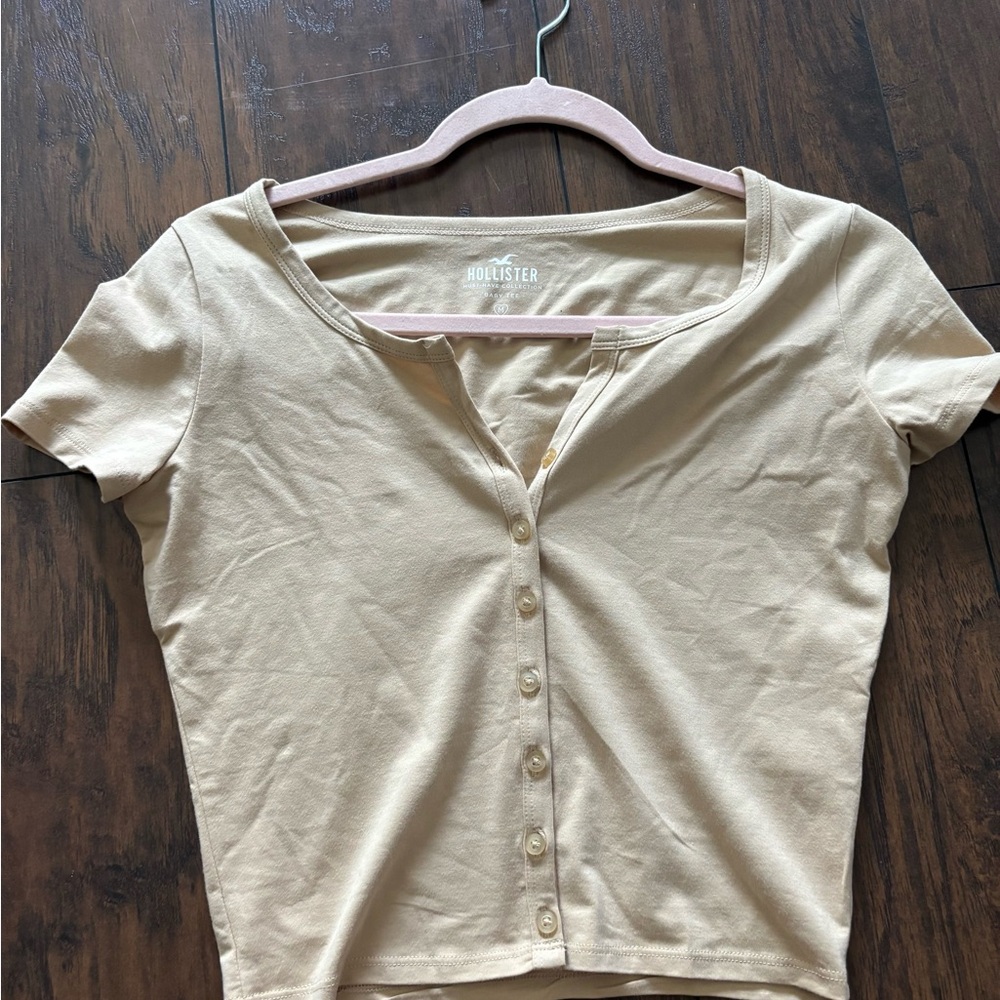Hollister Women's Tan Button-Down Shirt